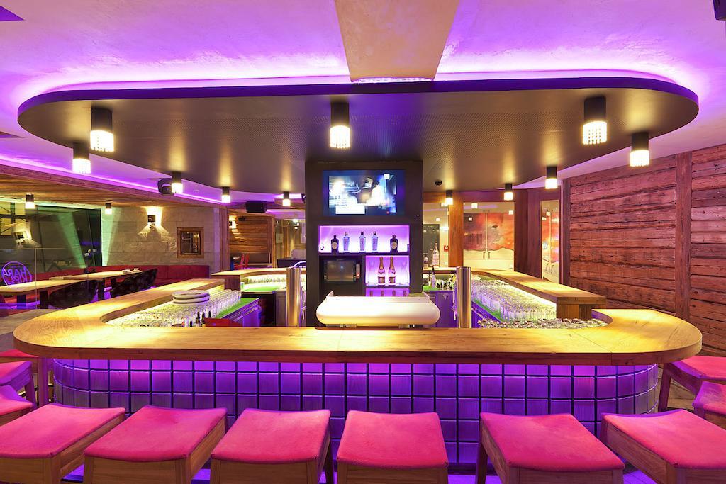 Harakiri Partyhouse Hotel Mayrhofen Exterior foto